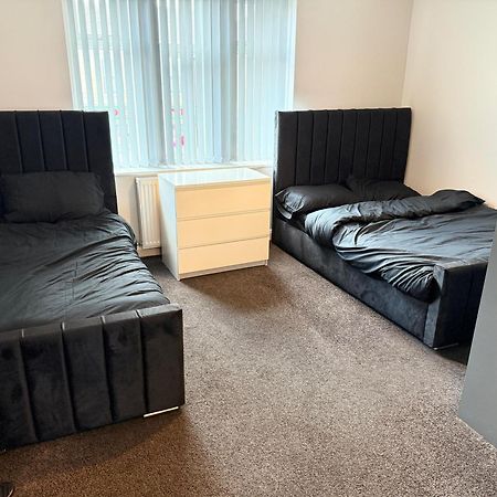 Aparthotel Woolpack Huddersfield Zewnętrze zdjęcie