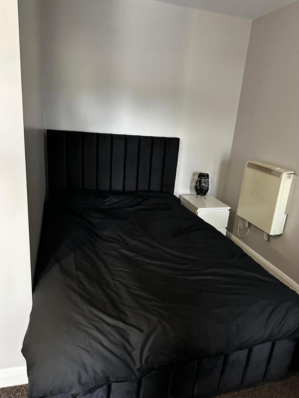 Aparthotel Woolpack Huddersfield Zewnętrze zdjęcie