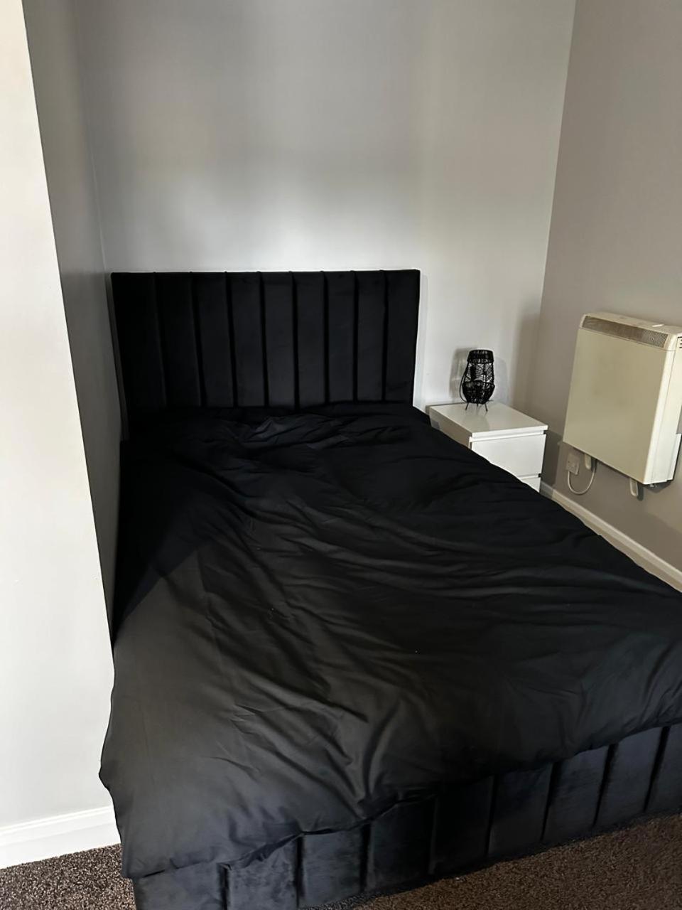 Aparthotel Woolpack Huddersfield Zewnętrze zdjęcie