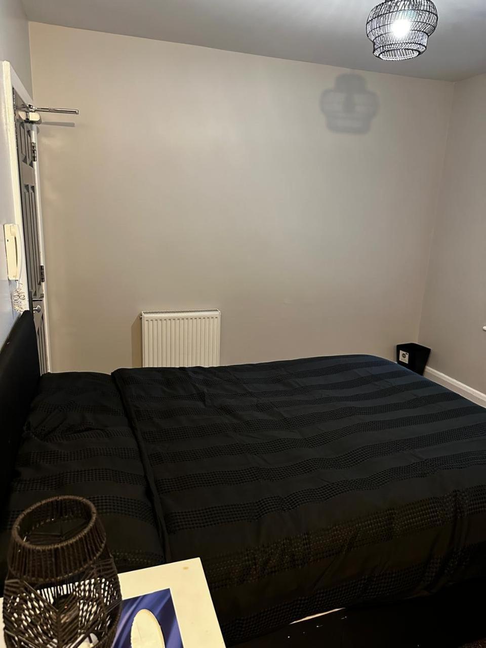 Aparthotel Woolpack Huddersfield Zewnętrze zdjęcie