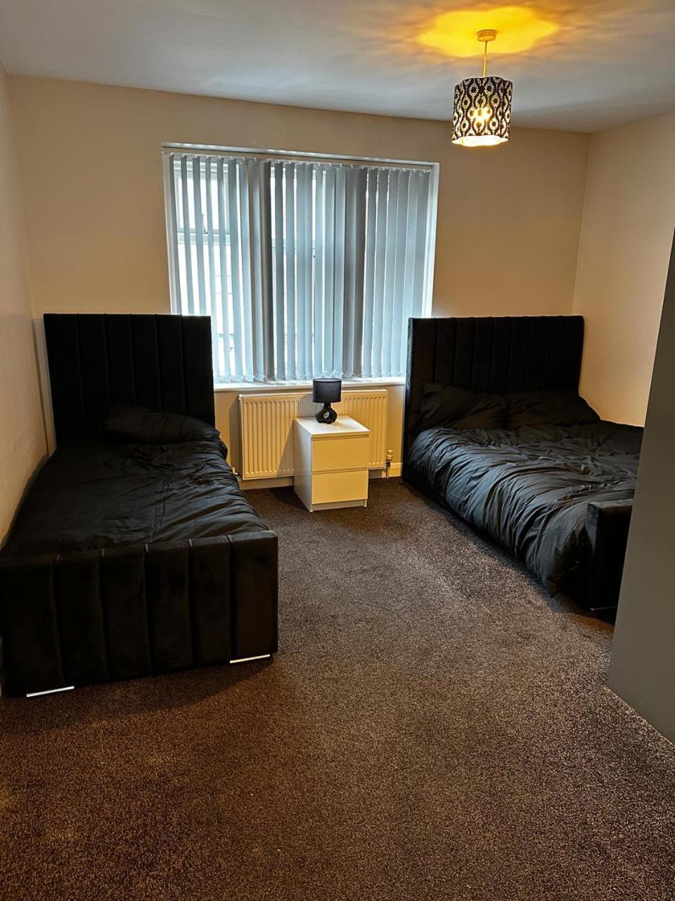 Aparthotel Woolpack Huddersfield Zewnętrze zdjęcie